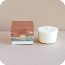 Load image into Gallery viewer, Arbor Made Candle Refill - Petals Abloom