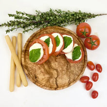 Load image into Gallery viewer, Olive Wood Board.webp__PID:ffa6f3c1-5230-47ec-934d-73ed9e999d32