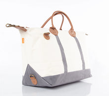 Load image into Gallery viewer, CB STATION WEEKENDER BAG
